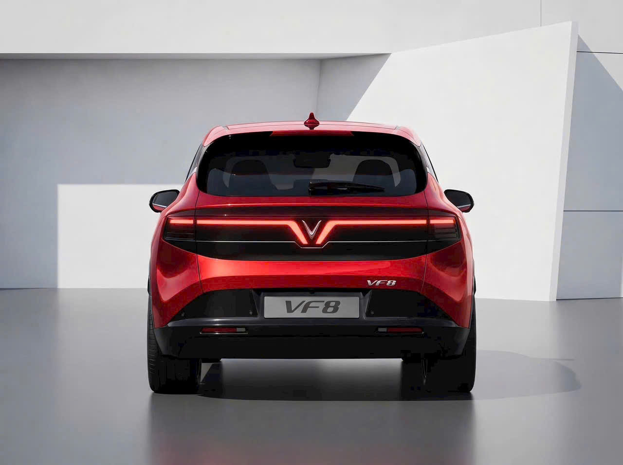 Thân và đuôi xe Vf 8 All New ấn tượng