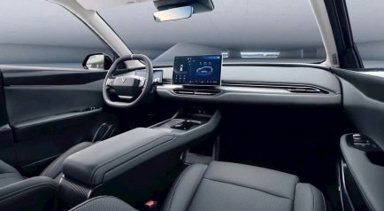 Thiết kế nội thất VF 8 All New: Tối giản hóa và nâng tầm công nghệ